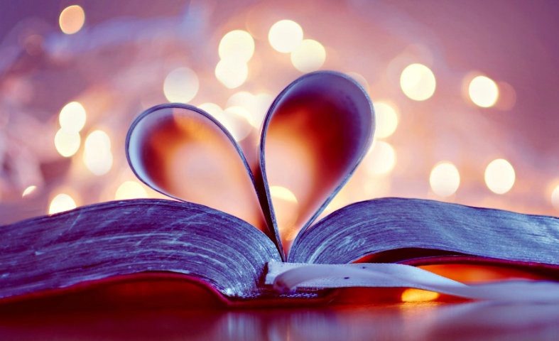 Pinkunn Decorazioni San Valentino In Legno, Set Libri Impilati Con Scritte XOXO, Auto E Cuore, Per Mensole E Tavoli